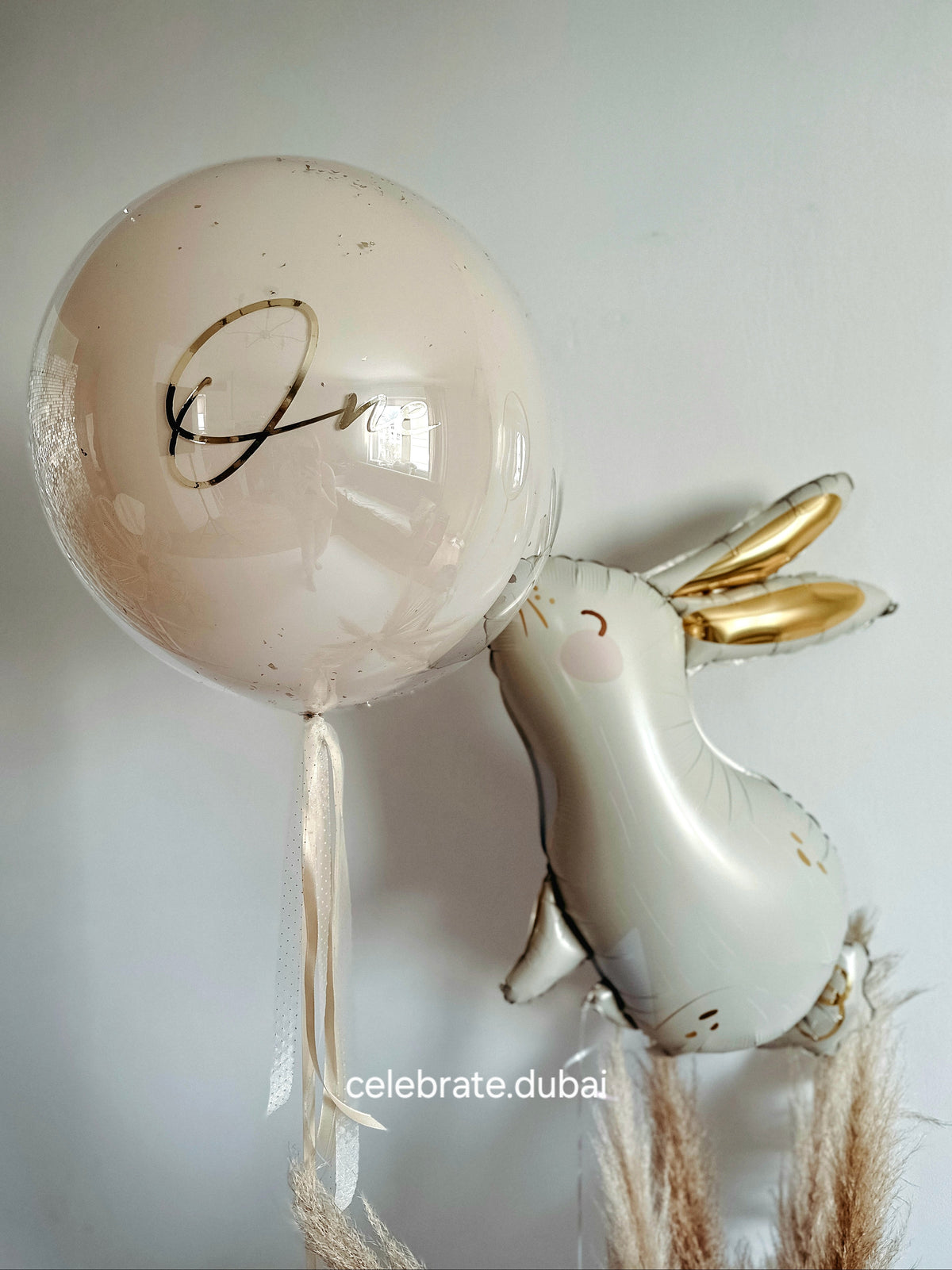 Customized_Balloon_Bouquet_Personalized_Bubble_With_Rabbit_Foil_Balloon